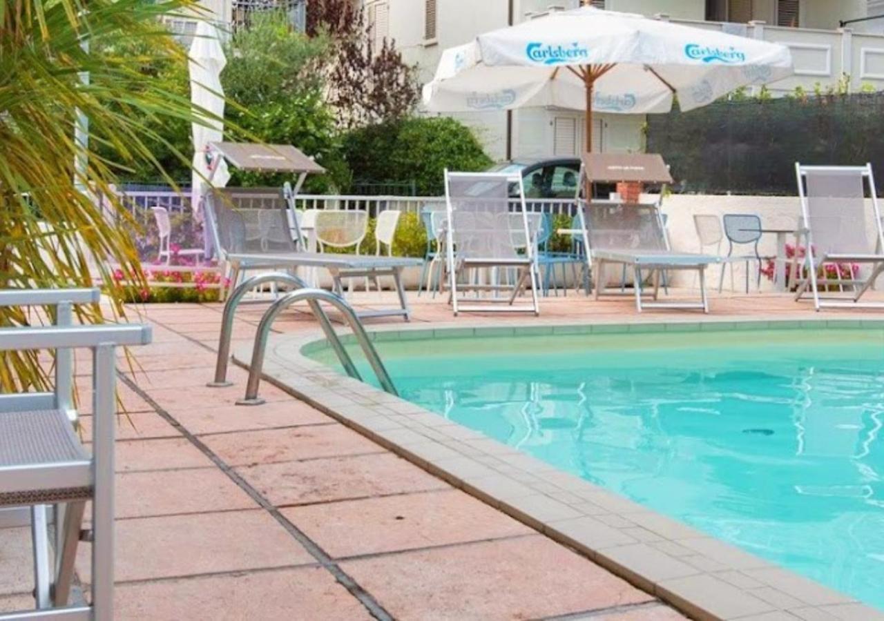 La Plata Hotel - Con Piscina Риччоне Екстер'єр фото
